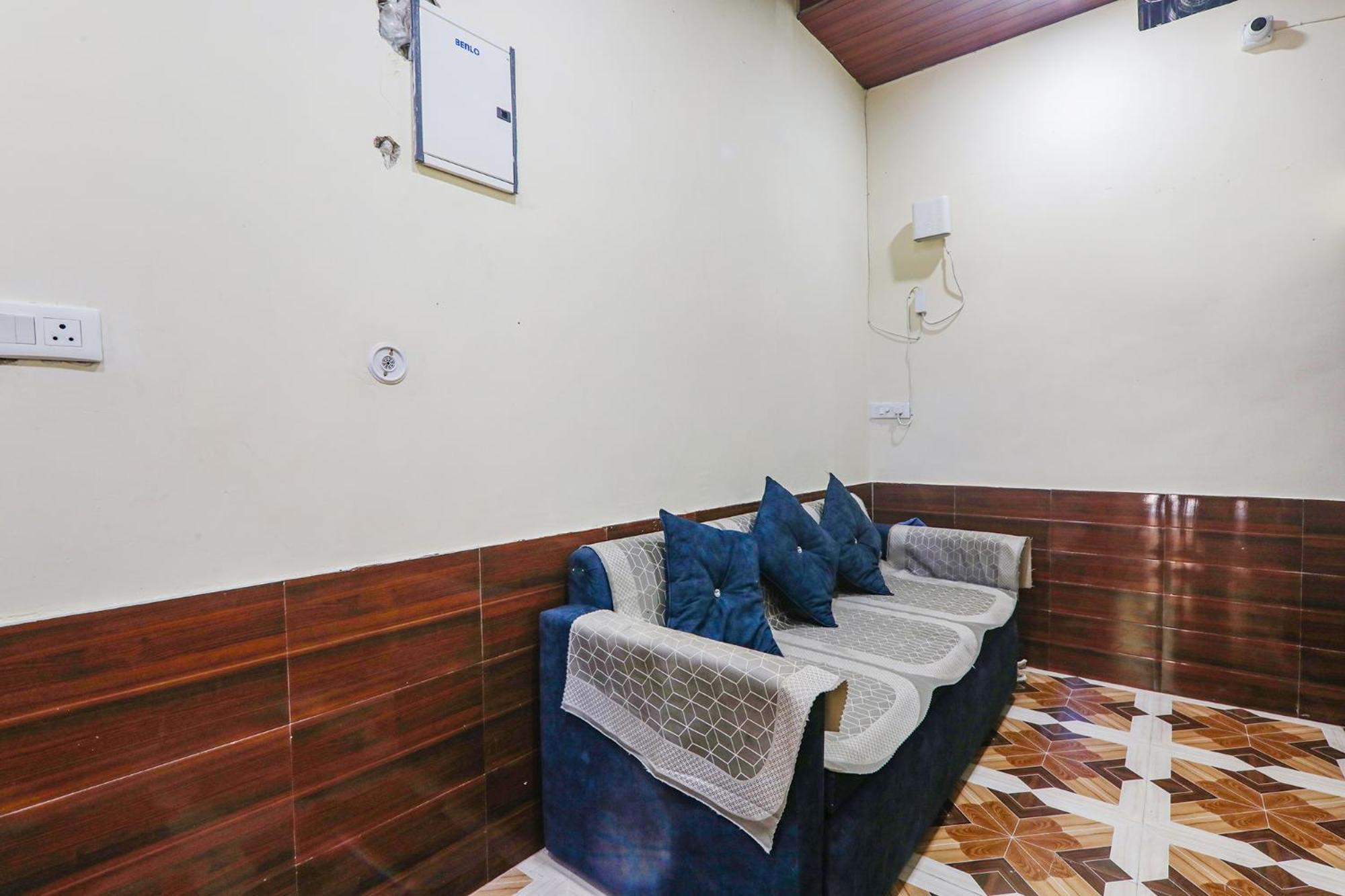 Fabhotel Uma Yugul Ayodhya Exterior photo